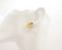 Cargar imagen en el visor de la galería, ARGOLLAS KLASS ENCHAPADAS EN ORO