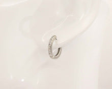 Cargar imagen en el visor de la galería, ARGOLLAS POLAR ENCHAPADAS EN ORO BLANCO