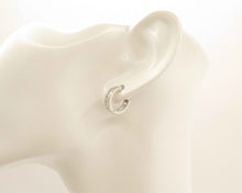 Cargar imagen en el visor de la galería, ARGOLLAS FIA ENCHAPADAS EN ORO BLANCO