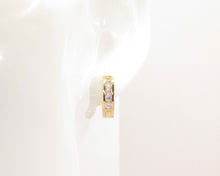 Cargar imagen en el visor de la galería, ARGOLLAS FIA ENCHAPADAS EN ORO