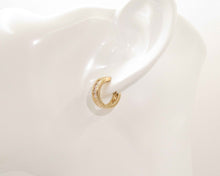 Cargar imagen en el visor de la galería, ARGOLLAS FIA ENCHAPADAS EN ORO