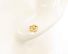 Cargar imagen en el visor de la galería, ABRIDORES FLOR CIRCÓN ENCHAPADO EN ORO