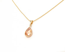 Cargar imagen en el visor de la galería, COLLAR GOTA ROSA SALMÓN ENCHAPADO EN ORO