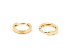 Cargar imagen en el visor de la galería, ARGOLLAS BASIC ENCHAPADAS EN ORO 14 mm