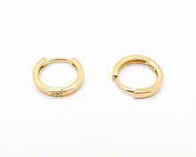 Cargar imagen en el visor de la galería, ARGOLLAS BASIC ENCHAPADAS EN ORO 14 mm