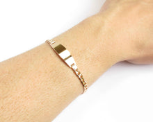 Cargar imagen en el visor de la galería, PULSERA CLASICA HOMBRE ENCHAPADA EN ORO 18K