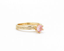 Cargar imagen en el visor de la galería, ANILLO SOLITARIO ROSA ENCHAPADO EN ORO