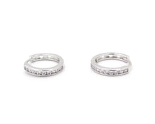 Cargar imagen en el visor de la galería, ARGOLLAS HUGGIE CIRCONES ORO BLANCO
