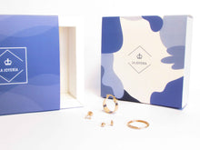 Cargar imagen en el visor de la galería, ARGOLLAS GOTA SMOOTH ENCHAPADAS EN ORO