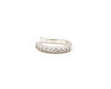Cargar imagen en el visor de la galería, EAR CUFF CIRCONES ENCHAPADO EN ORO BLANCO