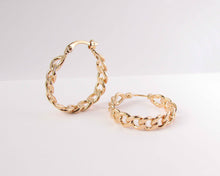 Cargar imagen en el visor de la galería, ARGOLLAS CADENA ITALIANA ENCHAPADA EN ORO