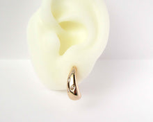 Cargar imagen en el visor de la galería, AROS GOTA CIRCONES ENCHAPADO EN ORO