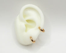 Cargar imagen en el visor de la galería, ARGOLLAS BASICAS THICK ENCHAPADAS EN ORO 14 MM