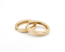 Cargar imagen en el visor de la galería, ARGOLLAS OVALADAS TOSCANA ENCHAPADAS EN ORO