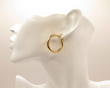 Cargar imagen en el visor de la galería, ARGOLLAS TUBO 28MM ENCHAPADAS EN ORO