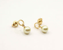 Cargar imagen en el visor de la galería, AROS PERLA & CIRCULO ENCHAPADOS EN ORO