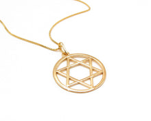 Cargar imagen en el visor de la galería, COLLAR ESTRELLA DE DAVID ENCHAPADO EN ORO