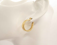 Cargar imagen en el visor de la galería, ARGOLLAS BOTE ITALIANO ENCHAPADAS EN ORO