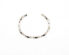 Cargar imagen en el visor de la galería, ESCLAVA ENCHAPADA EN ORO BLANCO