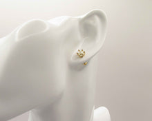 Cargar imagen en el visor de la galería, PERLAS CANASTILLO PISTILOS ENCHAPADAS EN ORO 6 MM