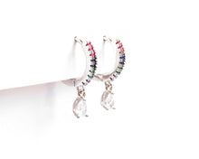 Cargar imagen en el visor de la galería, ARGOLLAS GOTA COLOR ENCHAPADAS EN ORO BLANCO