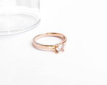 Cargar imagen en el visor de la galería, ANILLO COMPROMISO CLÁSICO ENCHAPADO EN ORO