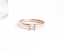 Cargar imagen en el visor de la galería, ANILLO COMPROMISO CLÁSICO ENCHAPADO EN ORO