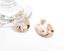 Cargar imagen en el visor de la galería, ARGOLLAS GALA ENCHAPADAS EN ORO