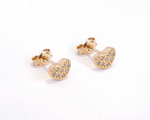 Cargar imagen en el visor de la galería, AROS CORAZÓN & CIRCONES ENCHAPADO EN ORO