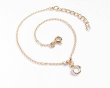 Cargar imagen en el visor de la galería, TOBILLERA PUNTO DE LUZ ENCHAPADA EN ORO