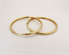 Cargar imagen en el visor de la galería, ARGOLLAS BASICAS TRADICIONALES ENCHAPADAS EN ORO