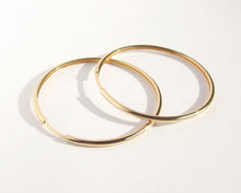 Cargar imagen en el visor de la galería, ARGOLLAS BASICAS TRADICIONALES ENCHAPADAS EN ORO