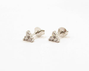 MINI FLOR CIRCONES ENCHAPADOS EN ORO BLANCO