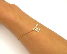 Cargar imagen en el visor de la galería, PULSERA CORAZÓN COLOR ENCHAPADA EN ORO
