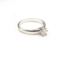 ANILLO COMPROMISO ENCHAPADO EN ORO BLANCO
