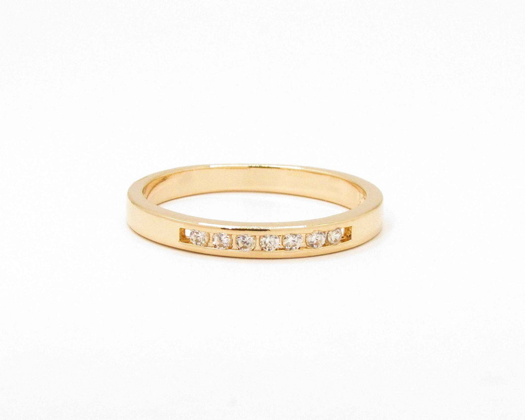 ANILLO BANDA CIRCONES ENCHAPADO EN ORO
