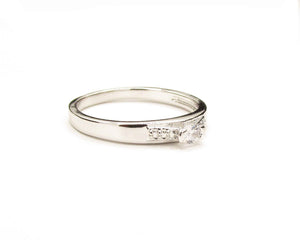 ANILLO PAVÉ MINI ENCHAPADO EN ORO BLANCO