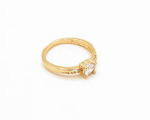 Cargar imagen en el visor de la galería, ANILLO CLARA ENCHAPADO EN ORO
