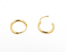 Cargar imagen en el visor de la galería, ARGOLLA BÁSICA 15MM ENCHAPADA EN ORO
