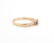 Cargar imagen en el visor de la galería, ANILLO CIRCÓN AMATISTA ENCHAPADO EN ORO
