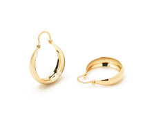 Cargar imagen en el visor de la galería, ARGOLLAS BOTE 21 MM  ENCHAPADAS EN ORO
