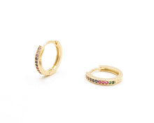 Cargar imagen en el visor de la galería, ARGOLLAS CLICK COLORES ENCHAPADAS EN ORO
