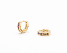 Cargar imagen en el visor de la galería, ARGOLLAS CLICK COLORES ENCHAPADAS EN ORO
