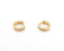 Cargar imagen en el visor de la galería, ARGOLLAS HUGGIE MINI CIRCON 9 MM
