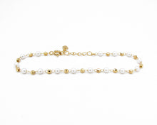 Cargar imagen en el visor de la galería, PULSERA PERLAS MOSTACILLA ENCHAPADA EN ORO
