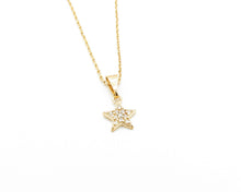 Cargar imagen en el visor de la galería, COLLAR ESTRELLA CIRCONES ENCHAPADO EN ORO
