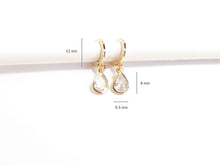 Cargar imagen en el visor de la galería, ARGOLLAS GOTA SMOOTH ENCHAPADAS EN ORO
