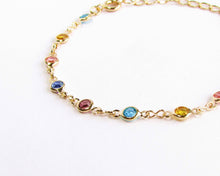 Cargar imagen en el visor de la galería, PULSERA CRISTALES DE COLORES ENCHAPADA EN ORO
