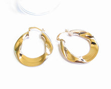 Cargar imagen en el visor de la galería, ARGOLLAS GRIEGA ENCHAPADAS EN ORO - STOCK LIMITADO
