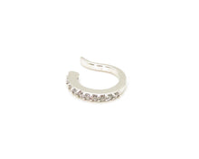 Cargar imagen en el visor de la galería, EAR CUFF CIRCONES ENCHAPADO EN ORO BLANCO
